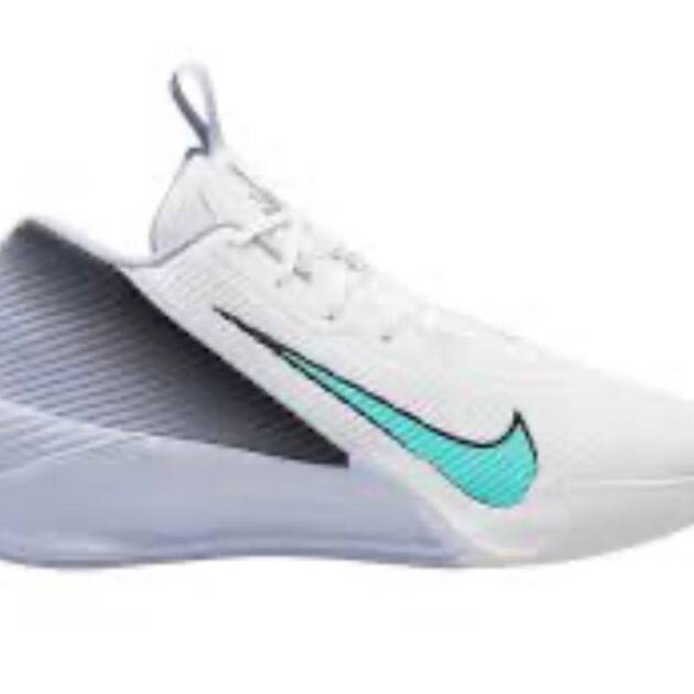 Nike G.T. Jump Academy basketball shoes (white with a turquoise swoosh)