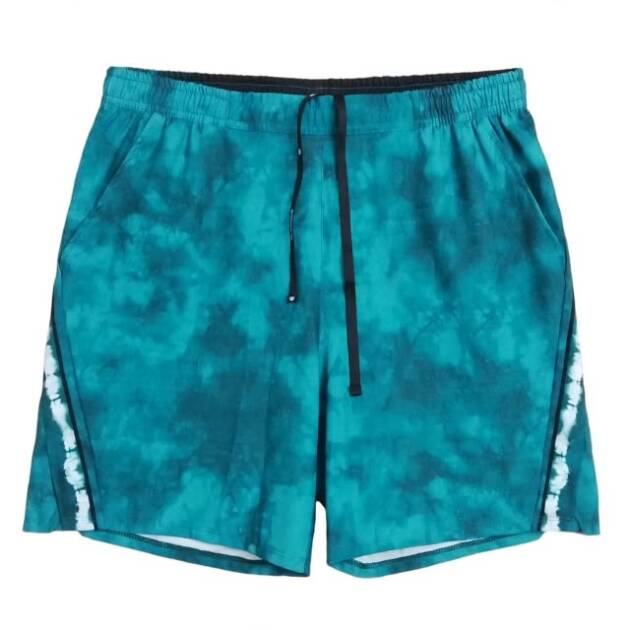 K-Swiss Men's Hypercourt Tie-Dye Printed 7-Inch Tennis Shorts in Emerald Teal/Black